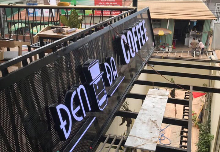 Bảng hiệu lưới đẹp giá rẻ tại TPHCM