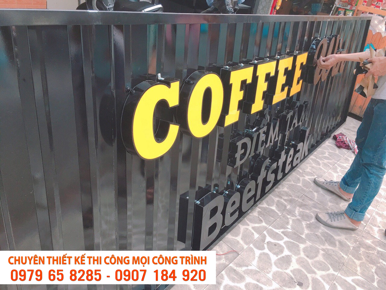 Bảng hiệu tôn đẹp giá rẻ tại TPHCM